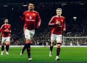 爱游戏登录入口-曼城客场大胜，积分榜上加分