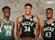 爱游戏新闻-雄鹿队再度获胜，阿德托昆博表现出色