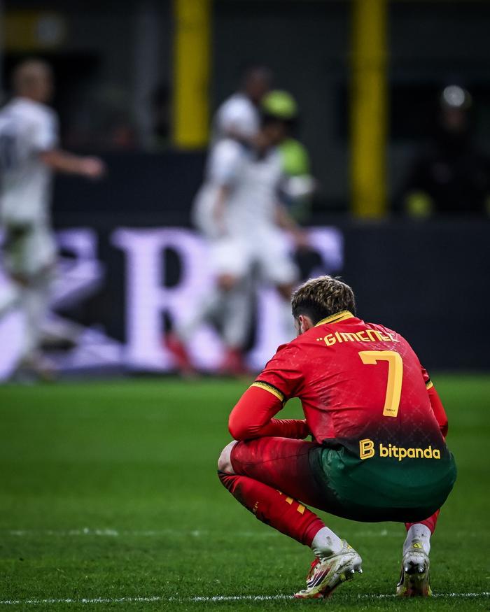 AC米兰主帅战术失误暴露，队内气氛沉重