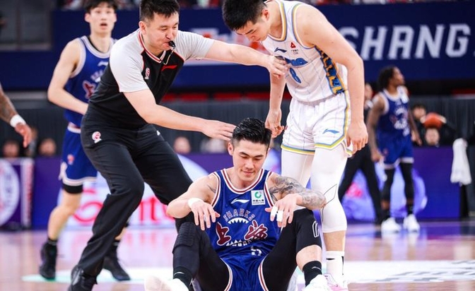 关于中国顶尖俱乐部杀入国际杯赛决赛的信息