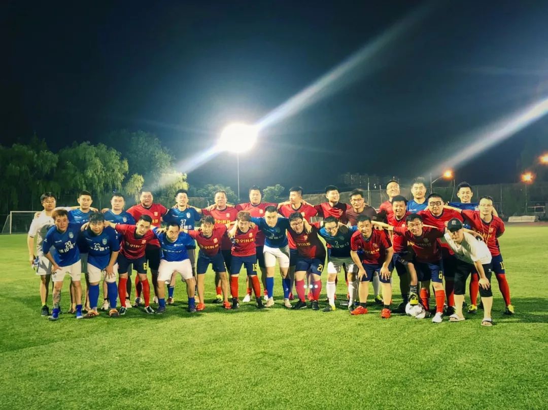 关于战队实力对决!最新足球比赛成绩揭晓!的信息 关于战队实力对决!最新足球比赛成绩揭晓!的信息