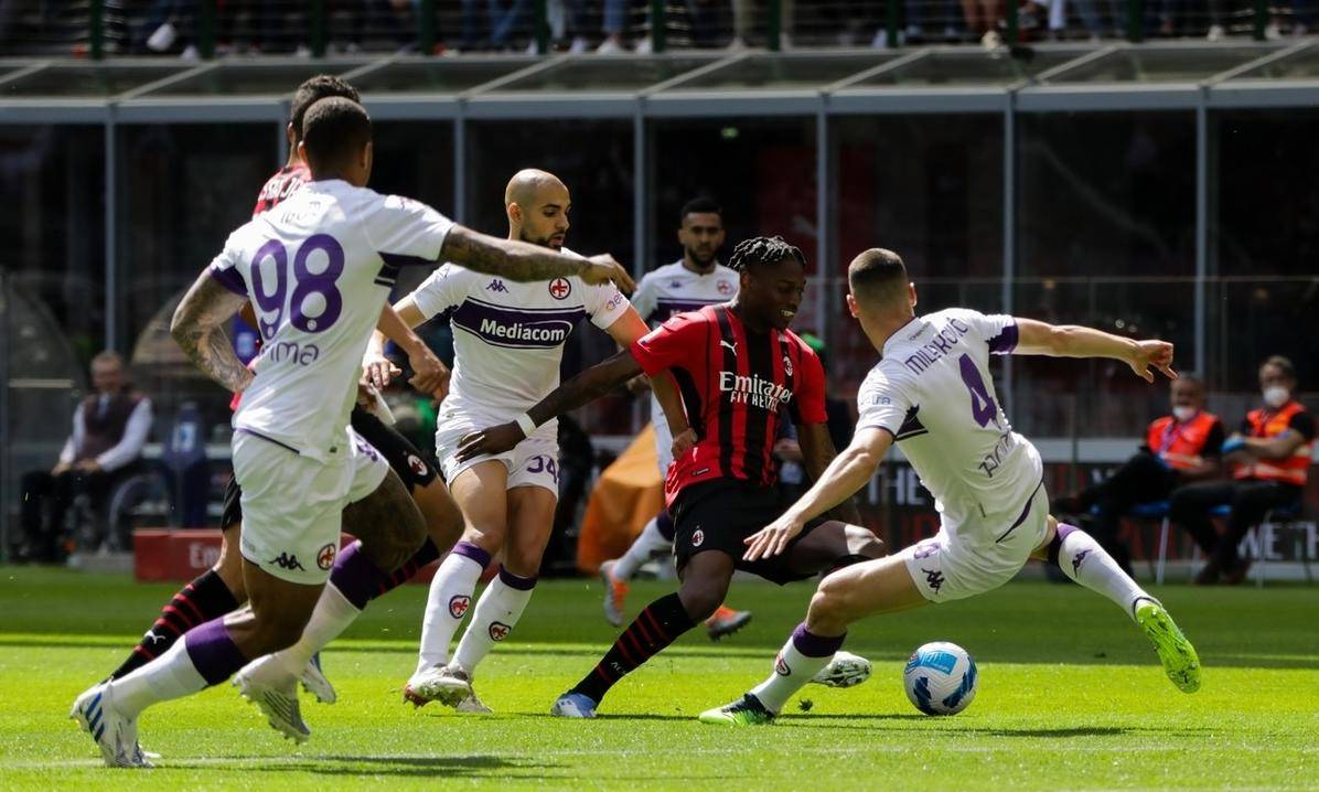 佛罗伦萨客场挫败AC米兰,创造冷门的简单介绍 佛罗伦萨客场挫败AC米兰,创造冷门的简单介绍