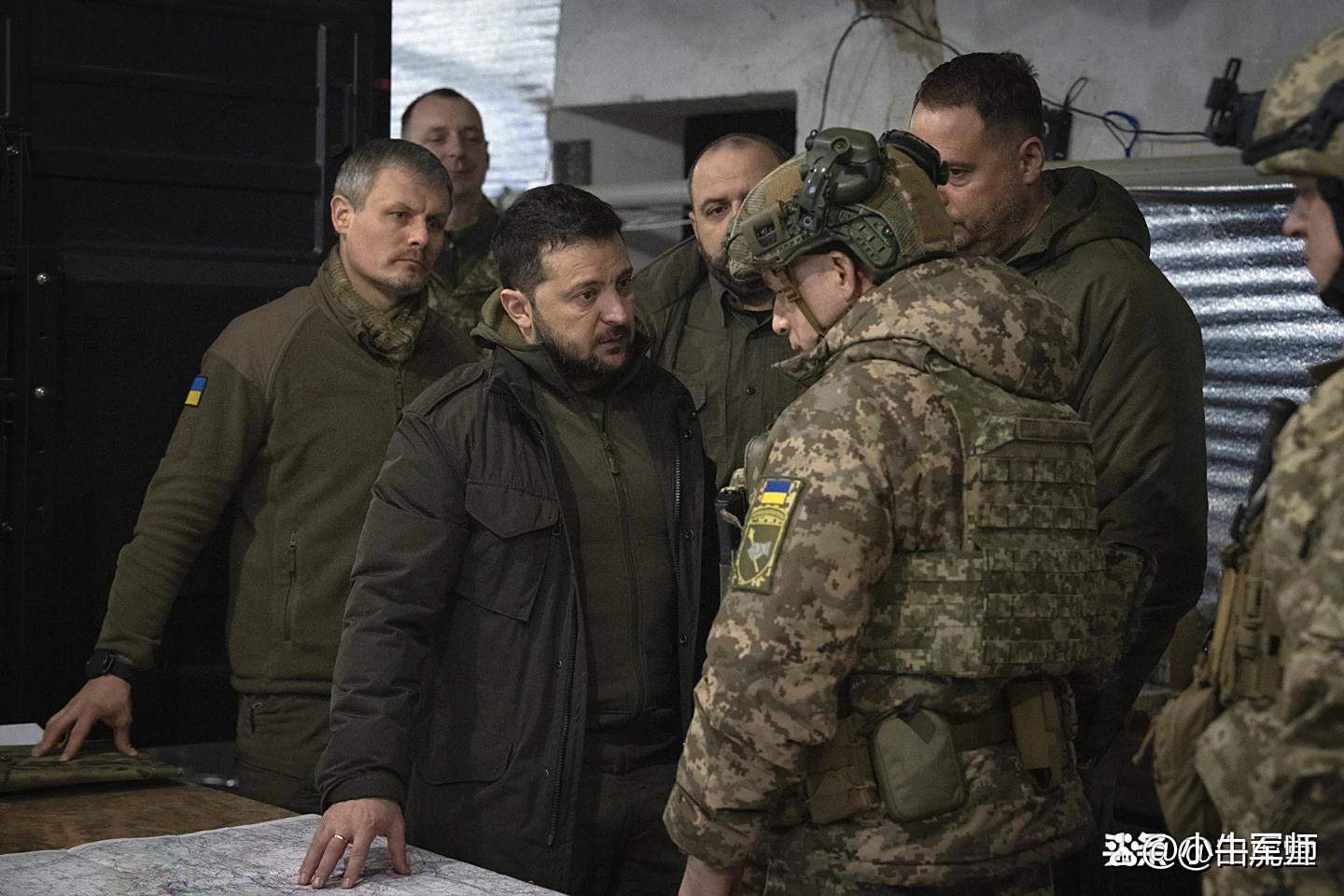 包含战术博弈激烈,比赛进入白热化阶段的词条 包含战术博弈激烈,比赛进入白热化阶段的词条