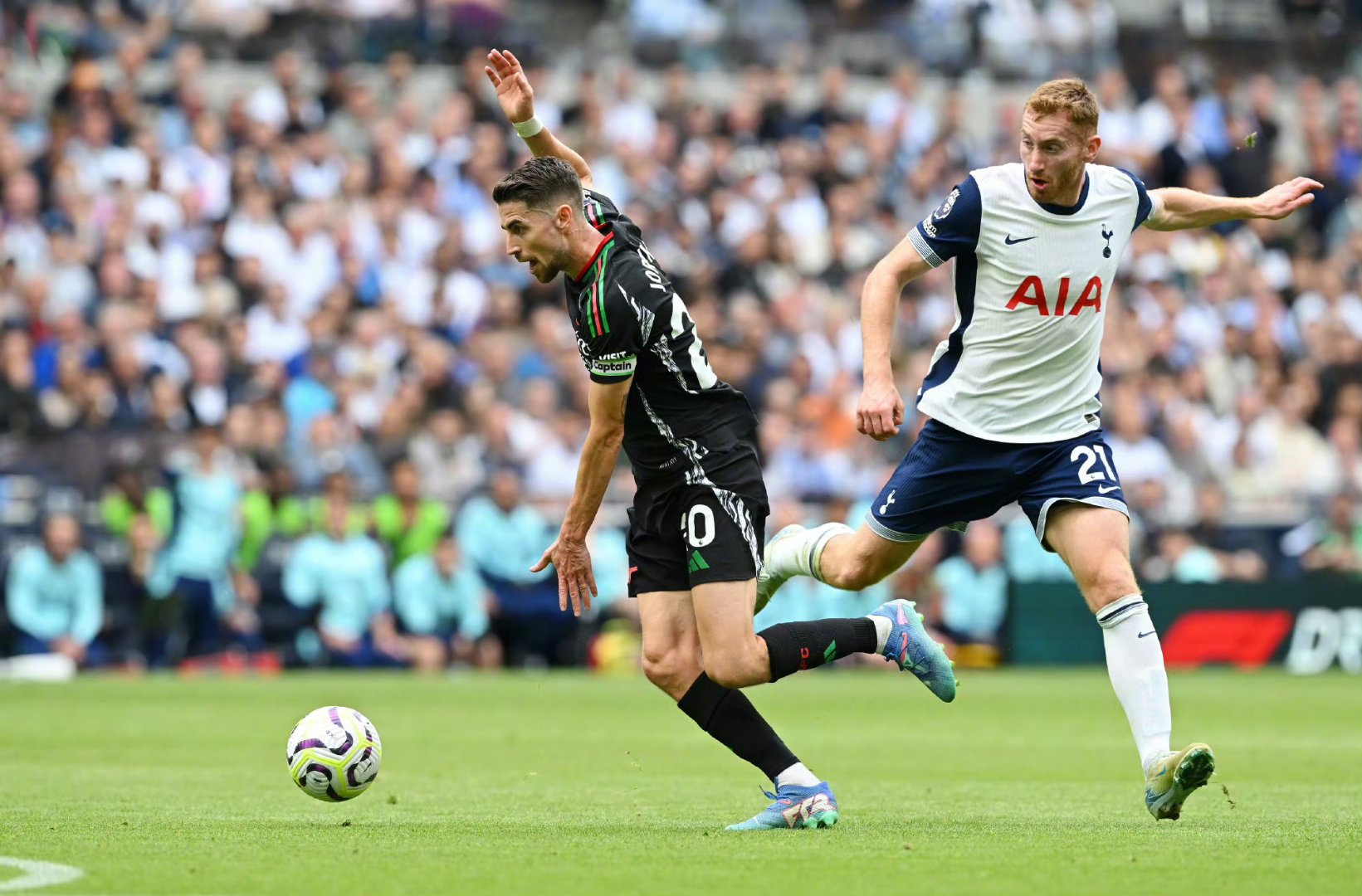 热刺绝杀对手，白鹿巷球队豪取三分