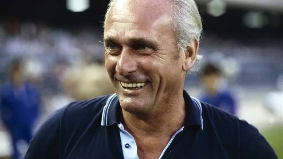 巴萨四天内三度败北，主帅急需改弦易辙