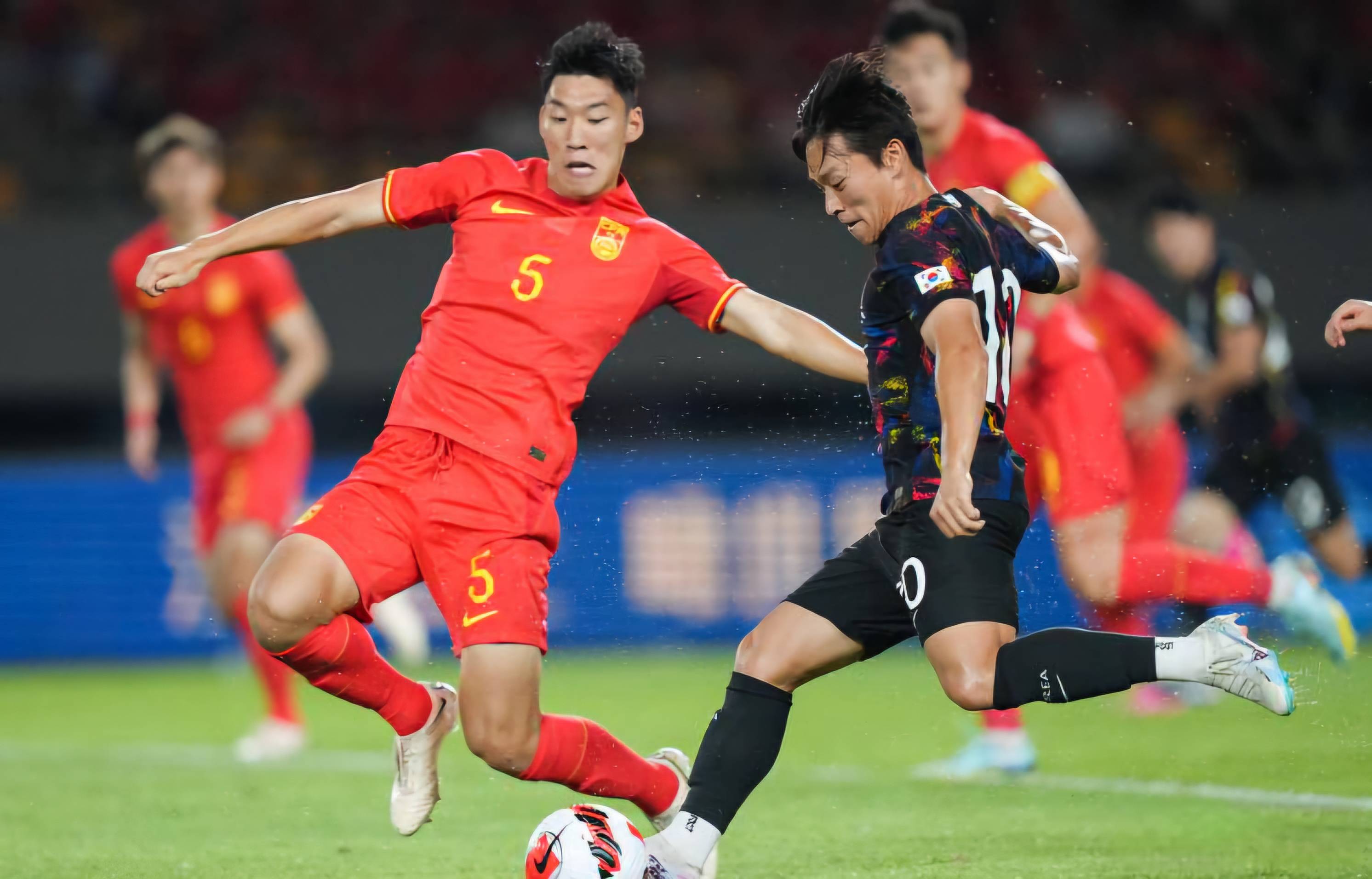 中国顶级足球联赛迎来激动人心胜局的简单介绍