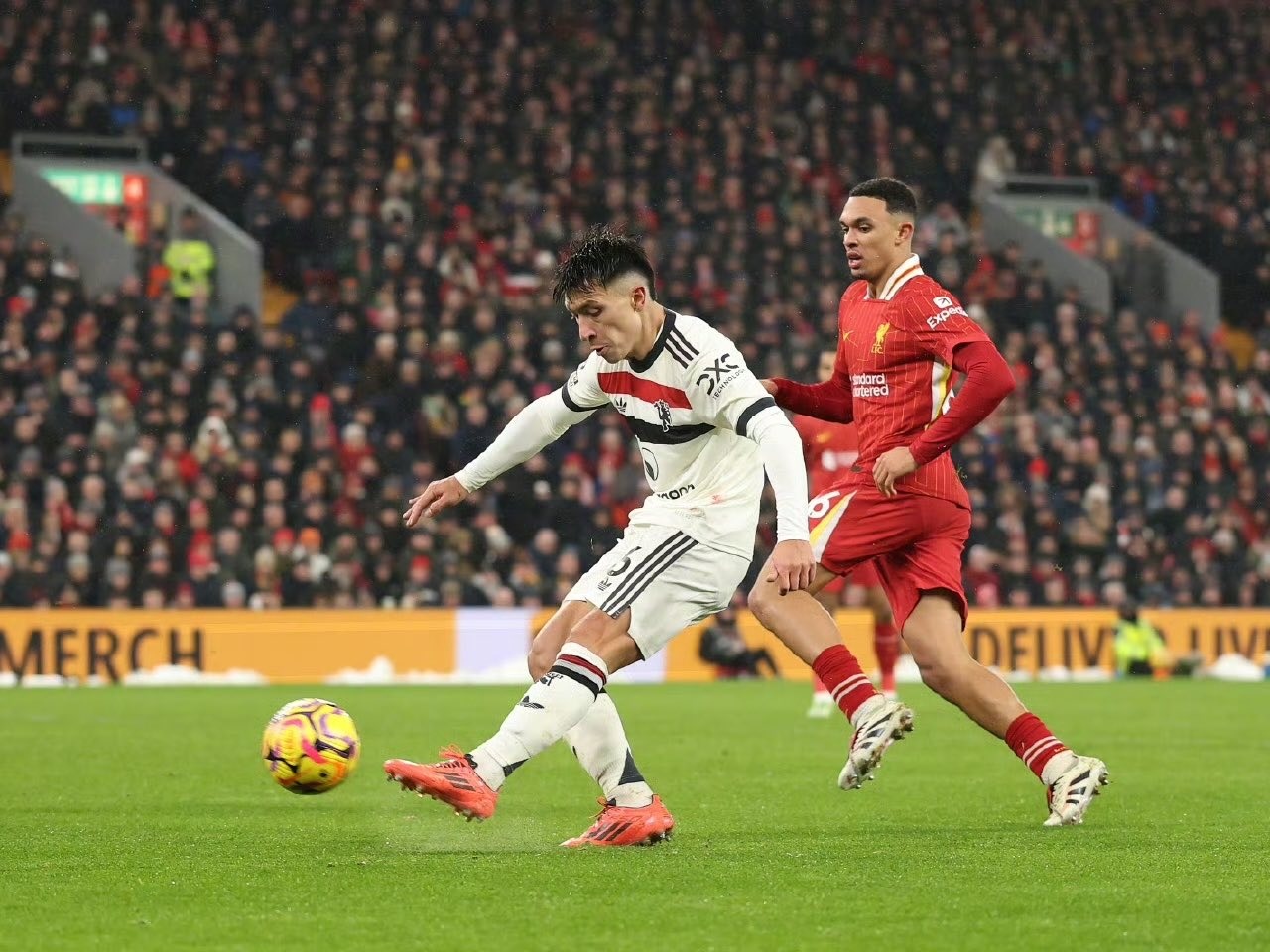 关于利物浦-战平曼联，共享胜利果实的信息