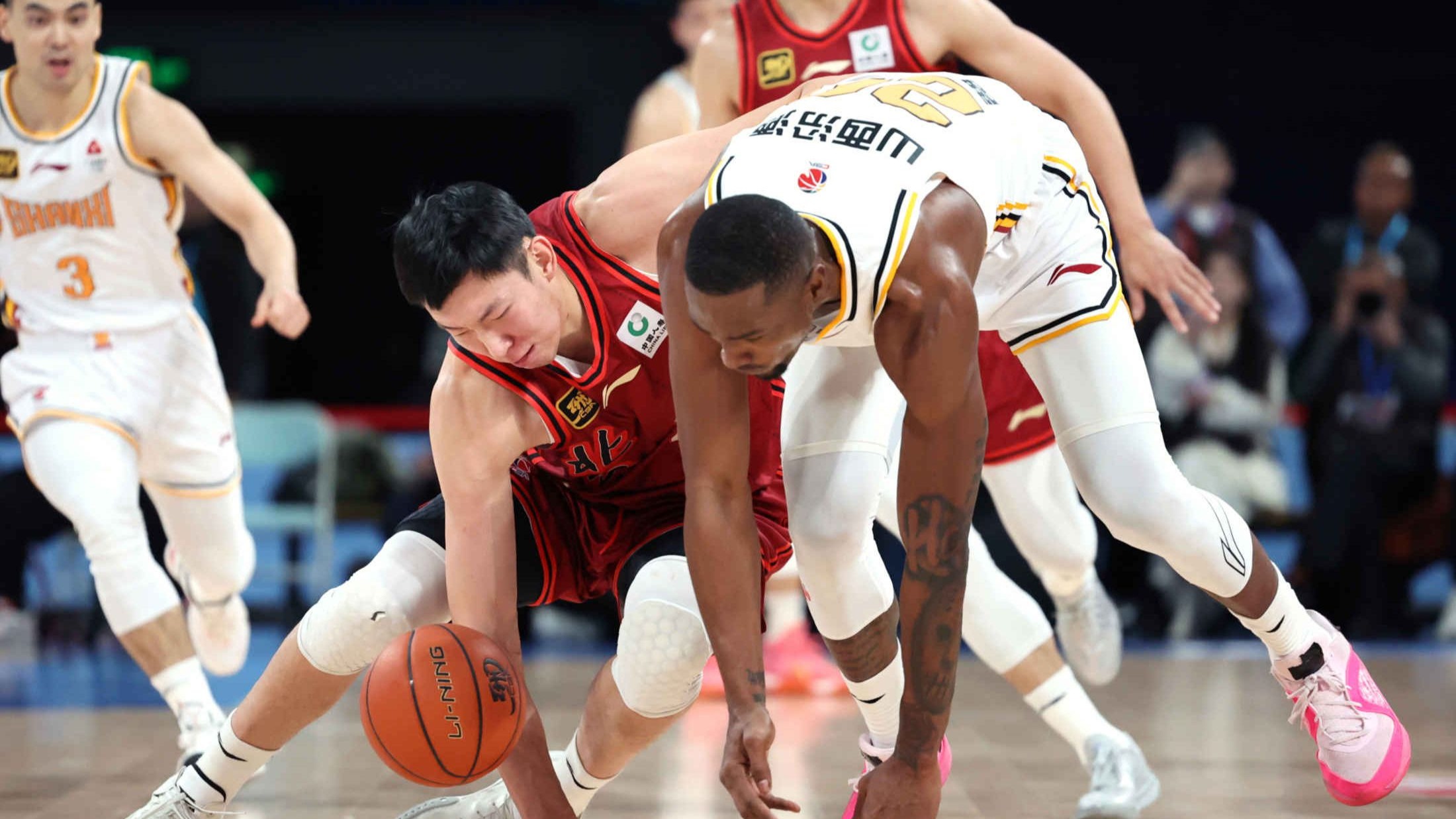 关于CBA联赛引入外援新政策，球队整体水平或将提升的信息