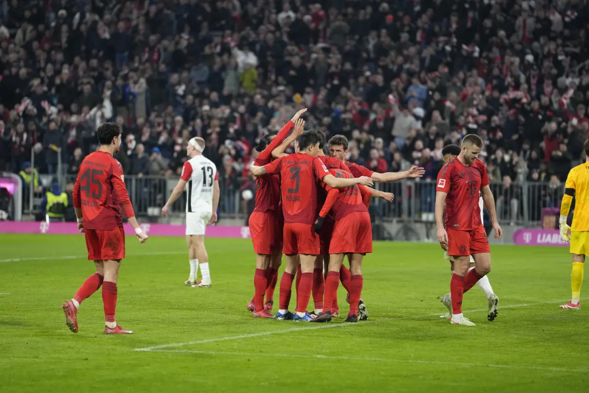 德甲快讯:拜仁慕尼黑大胜法兰克福的简单介绍 德甲快讯:拜仁慕尼黑大胜法兰克福的简单介绍