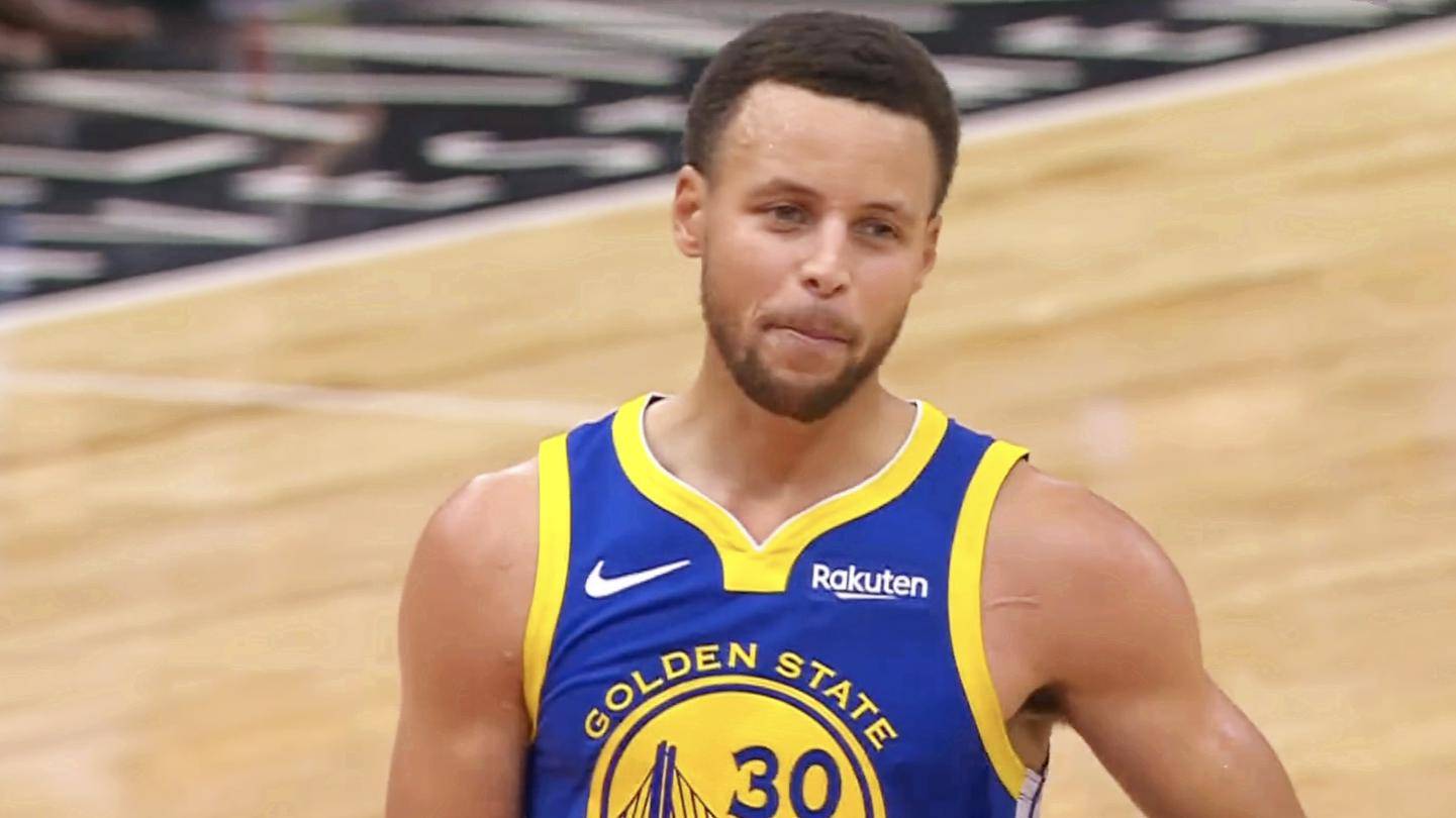 勇士不敌尼克斯,库里状态低迷 勇士不敌尼克斯,库里状态低迷