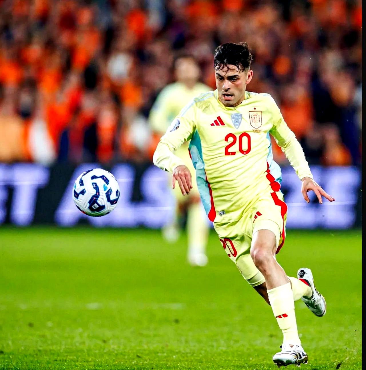 荷兰大败法国遗憾结束本届欧国联之旅