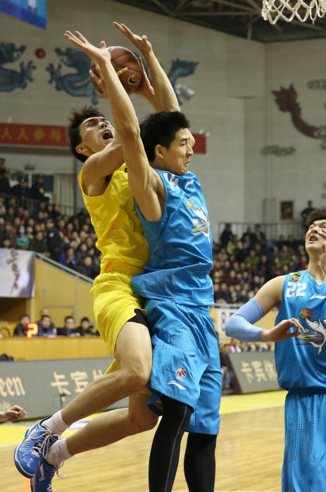 厦门队输给泉州，近遭连败