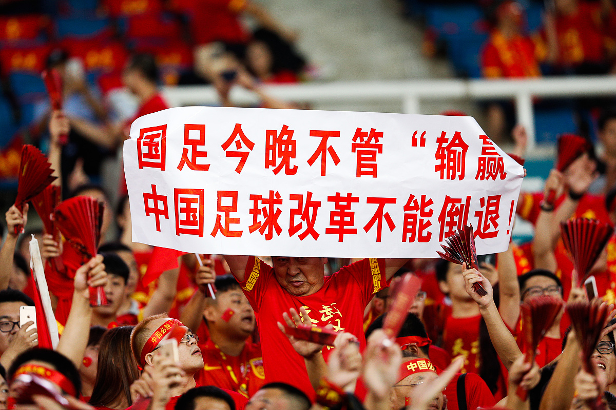 国家队赛事中绽放光芒，夺得宝贵胜利